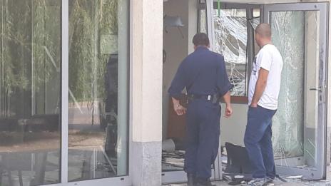 Разкриха подробности за обирджиите, взривили банкомат в Пловдив