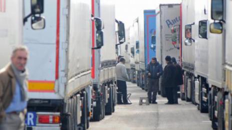 Затварят прохода на Републиката за тежкотоварни автомобили заради ремонт