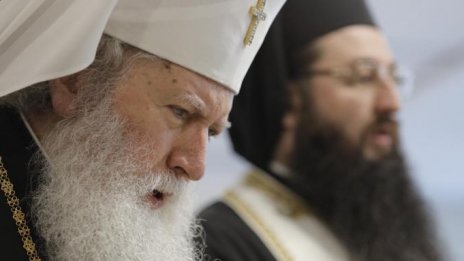 Патриарх Неофит пострада, в болница е