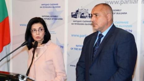 Кунева се жалила на Борисов и Цацаров за хакерите  