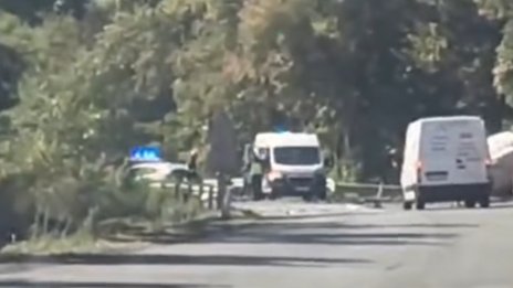 Катастрофа с трима загинали затвори пътя между Дългопол и Айтос