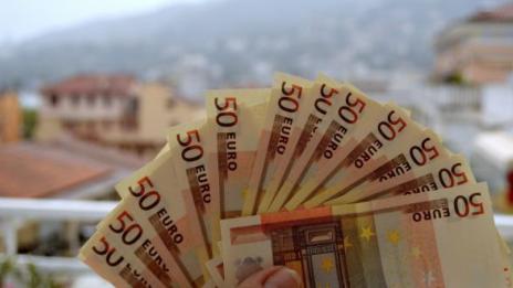 Тежки времена за хазяите в Гърция