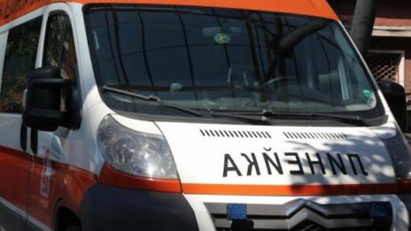 Роми биха пак екип на „Бърза помощ“ във Варна