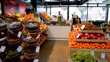 Нова инициатива "Кошница с грижа" сваля цените на основните храни с над 10%