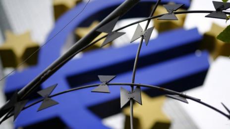 Няма опасност от спиране на европарите до 2020 г.