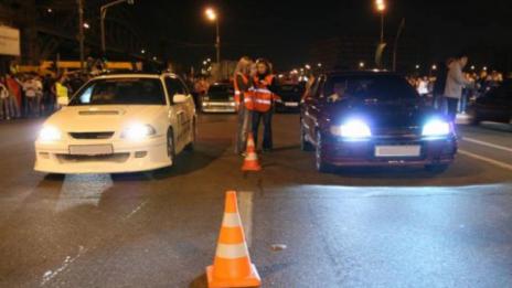 Пустеещите военни поделения и летища може да се използват за гонки