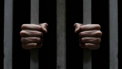 Финландски топ полицай получи 10 години за над 20 престъпления
