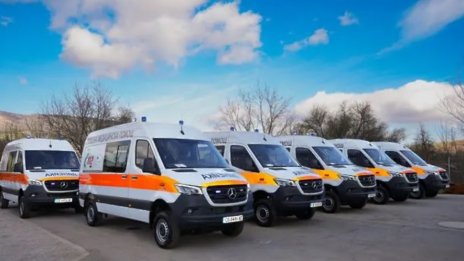 Спешният център във Варна се сдоби с линейка 4х4