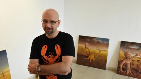 Наш лекар дебютира във Варна с живописни „Сънища отдалече“