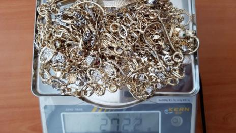 Златни накити за над 98 000 лева са задържани на „Капитан Андреево“