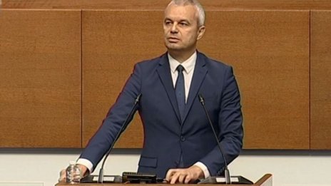 &ldquo;Възраждане&rdquo; внесе проект за решение за задължаване на Министерския съвет за сваляне на санкциите за внос на горива от Русия