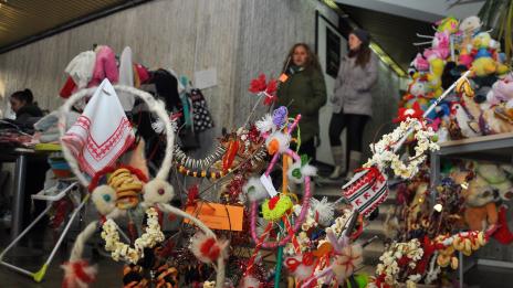 Благотворителен базар набира средства за дете болно от рак