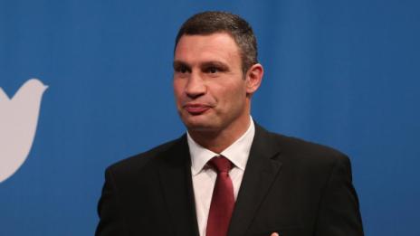 Кличко пак влиза в кметската битка за Киев