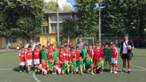 Треньор изхвърча за 1 година от футбола