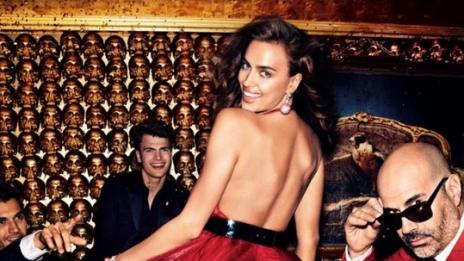 Любимата на Кристиано Роналдо позира за Vogue