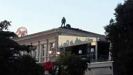 Горя заведение до спирка Севастопол във Варна