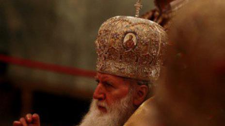 Патриарх Неофит отслужи литургия в Троянския манастир