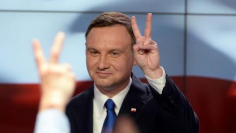 Консерваторът Анджей Дуда е новият президент на Полша