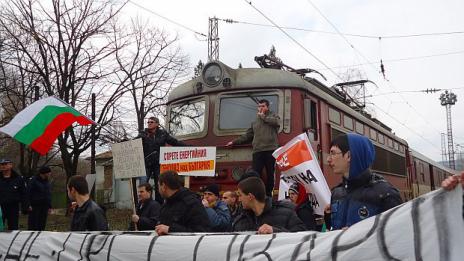 Железничарите във Варна също се вдигат на протест