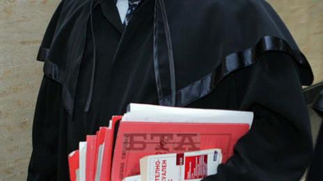 Повдигнаха обвинение за умишлено убийство на 22-годишен мъж