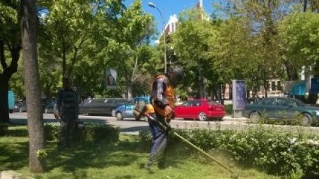 926 дка са окосени в район „Приморски”