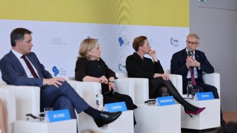 Денков отворя очите на Европа за опасността от Русия