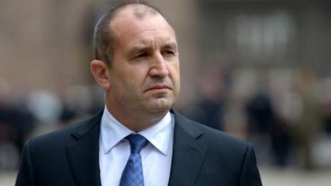 Румен Радев: Недоимък, високомерие, но армията оцеля!