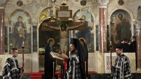 Близо 60% одобряват въвеждането на вероучение