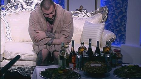   Емо Каменов чупи и плаши да бие в Big Brother