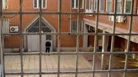 Затвор и глоба за аспаруховски дилър на дрога