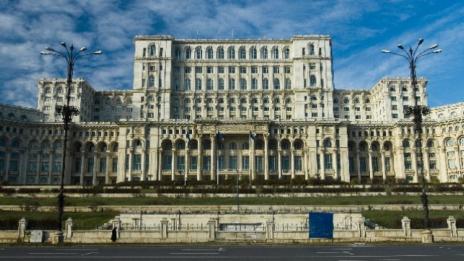 Румъния се справя по-добре от България