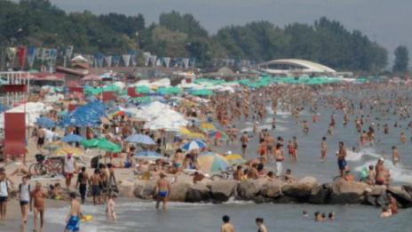 Чакаме 100 000 израелци на морето това лято