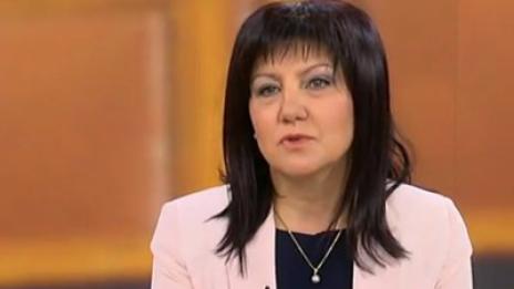 Караянчева:​ Ако се гласуват оставките, тримата министри се връщат в парламента
