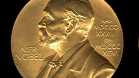 Трима учени си поделят Нобеловата награда за физика за 2016г.