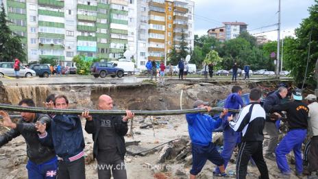 Eнерго-Про: Трансформатор с тегло 2 тона е завлечен на 100 метра от площадката