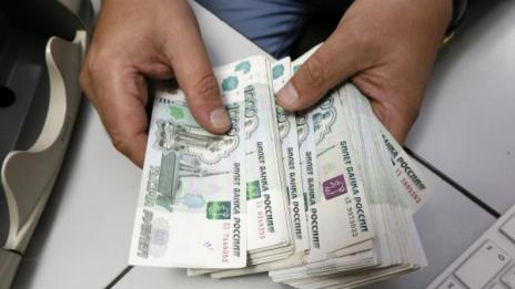 В Русия: Взимаш кредит от машинка, но с 365% лихва