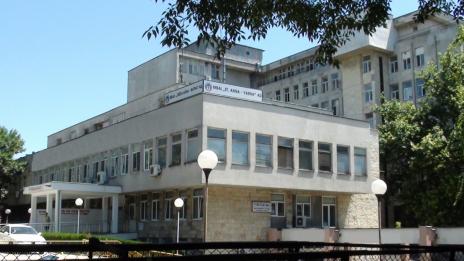 Демонстративна артроскопска операция на раменна става правят във Варна