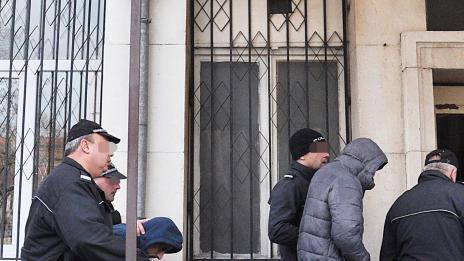 Прекратиха договора на фирмата, чиито охранители убиха човек