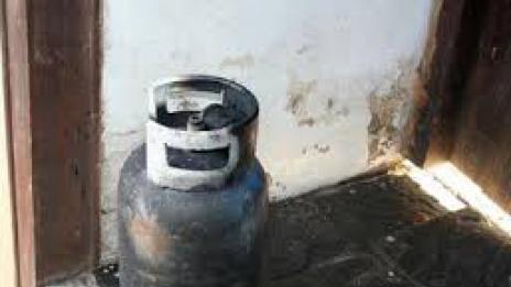 Мъж и жена загинаха след изтичане на газ в дома им във Варна