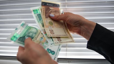 След София най-високи са заплатите във Варна: Взимате ли над средното възнаграждение? 