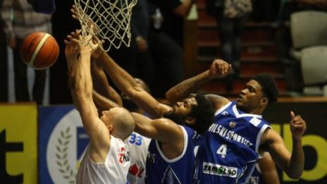 Левски Лукойл се измъкна в Самоков и поведе с 2-1