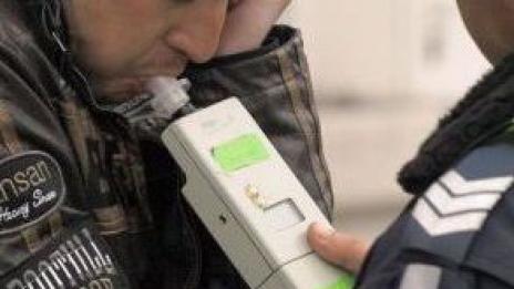 Пиян шофьор спипа полицията в Аспарухово посред бял ден