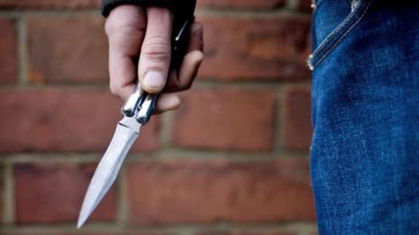 Беглец от закона рани с нож 11 души в Истанбул