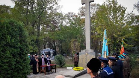 На Архангелова задушница Варна почете паметта на загиналите воини