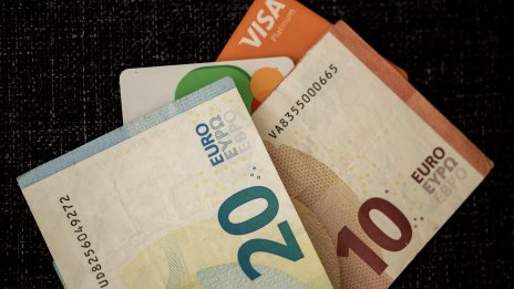 Новият механизъм за изчисляване на минималната работна заплата за 2027 г. трябва да e готов до 21 август