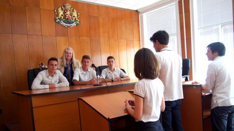 Окръжен съд – Варна, повиши правната култура на тийнейджърите