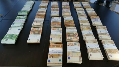 Разбиха група за трафик на хора, сводничество и пране на пари