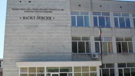 Млади строители премериха сили в съзтезание