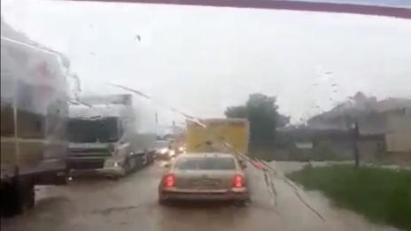 Отводниха пътя към границата с Турция