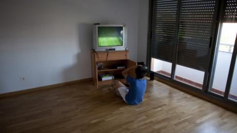 Депутати не поискаха да махнат насилието от TV-то